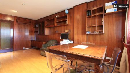 Single Bed in Room in a shared 3-bedroom apartment for rent in Pacífico, bills included, professionals and students only - Foto 5