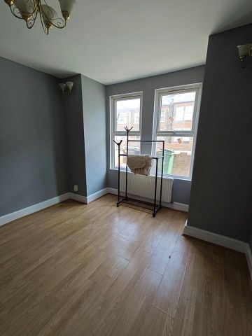 Room in a Shared House, Fulbourne Road, E17 - Photo 2