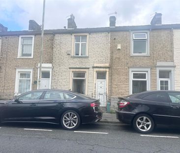 3 bed terraced house to rent in Lowerhouse Lane, Burnley, BB12 - Photo 1