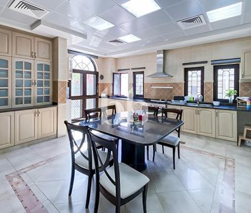 Mediterranean Style | Luxury Villa | Garden | Pool - Photo 6