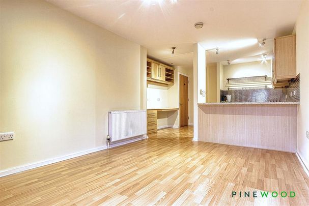 1 bedroom apartment to rent - Photo 1