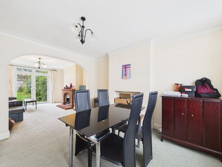 3 bedroom terraced house to rent - Photo 3