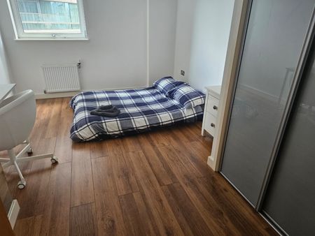 2 Bed Flat, City Road, EC1V - Photo 5