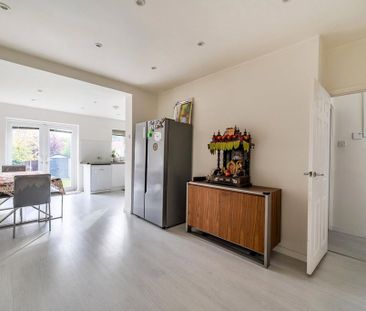 3 bedroom house to rent - Photo 3