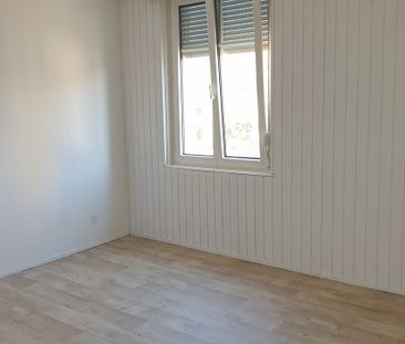 Ideally located in the heart of the village close to all amenities - Foto 4