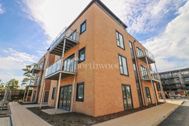 2 bedroom flat to rent - Photo 1