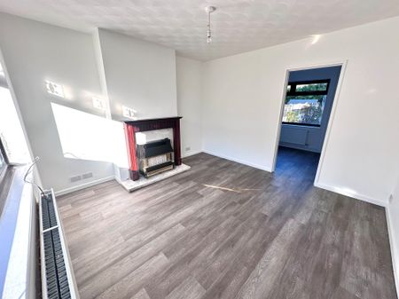 Big Meadow Road, Wirral - Photo 2