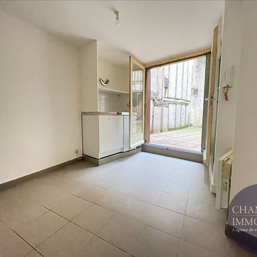 Studio BLOIS - 1 pièce(s) - 12 m2 - Photo 1