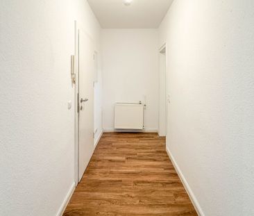 3-Zimmer-Erdgeschosswohnung mit Balkon und Stellplatz – ideal für P... - Foto 1