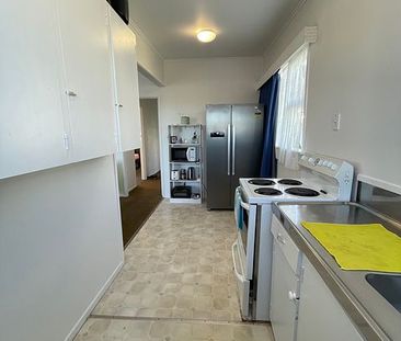 !! Charming 1BR Unit in GREENLANE !! - Photo 4