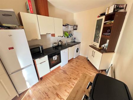 4 Holywell Crescent South, Swords, County Dublin - Photo 3