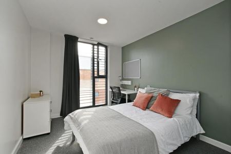 Student Apartment 4 bedroom, City Centre, Sheffield - Photo 3