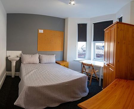 19 Siward Street - Photo 4