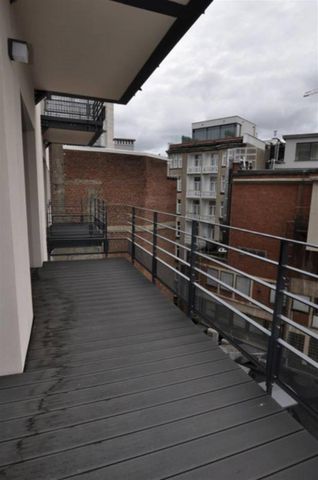 Résidence CONDOR, magnifique appartement meublé ou le design et le luxe rè à 1050 Ixelles - Photo 3