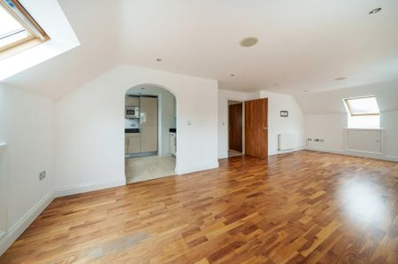 2 bedroom flat to rent - Photo 2