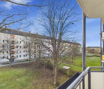 Stilvolle, frisch renovierte Wohnung mit Balkon fürs persönliche So... - Photo 6