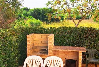 Spacious ground floor for rent with a pool and garden in Javea Arenal LONG TERM