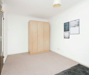 Cluster house to rent on - Photo 4