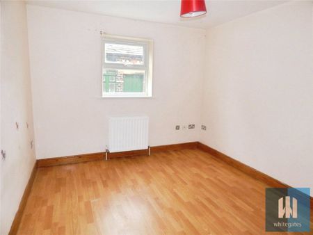 Back Lord Street, Halifax, HX1 - Photo 2