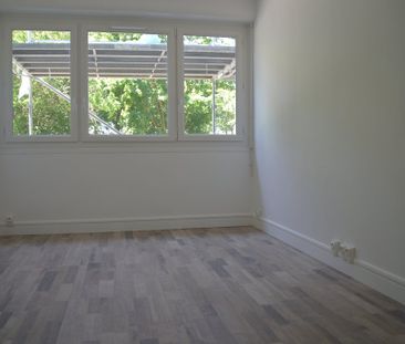 Location Appartement 2 pièces 32m² - Photo 4