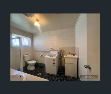 AVAILABLE NOW - Lovely 1 Bedroom Unit in a Mature Age Community - Photo 6