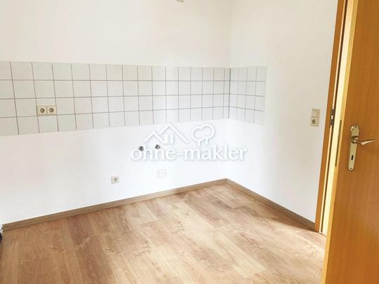 2 Zimmer Küche Bad - kleine und feine Wohnung im EG in Oberlungwitz (mit Carport) - Foto 1