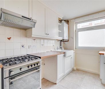 2 bedroom maisonette to rent - Photo 6