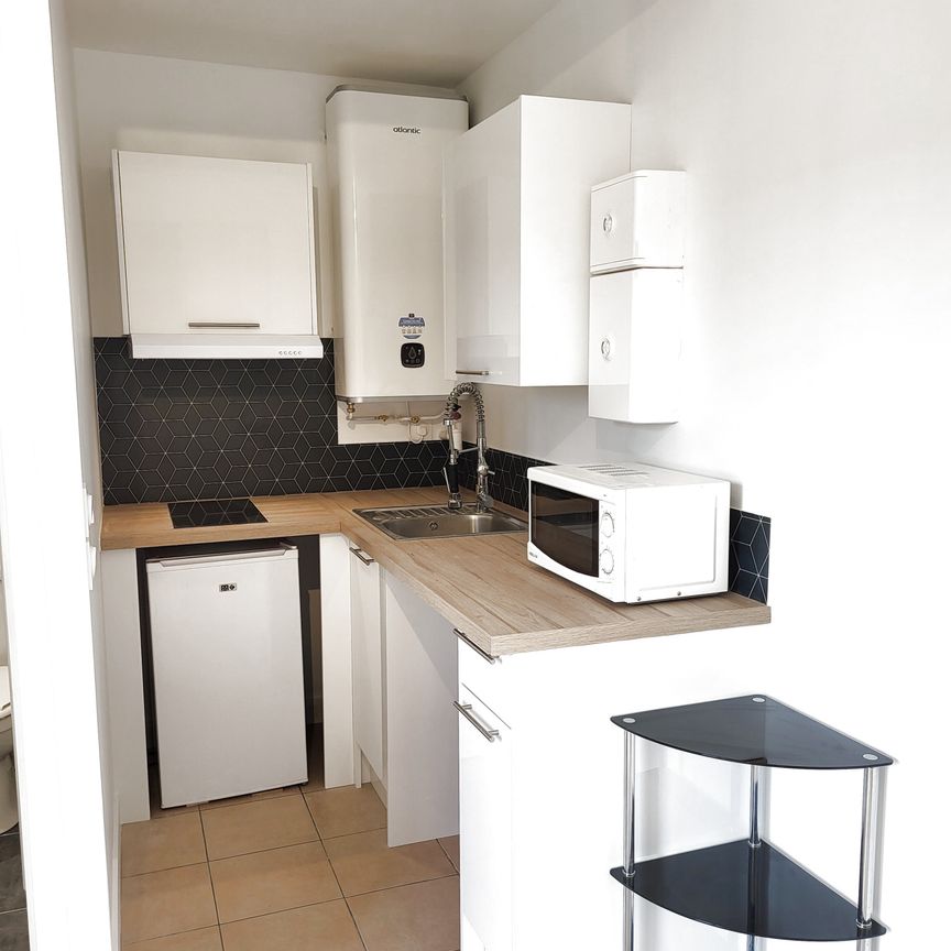 Location Appartement 1 pièce 16m² ORSAY 91400 - Photo 1