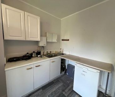 1 bedroom bedsit to rent - Photo 2