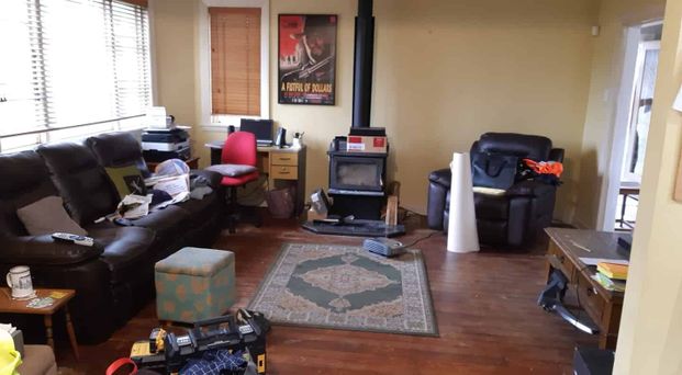 *** CLOSE TO PRIMARY SCHOOL AND FERRYMEAD SHOPPING COMPLEX *** - Photo 1