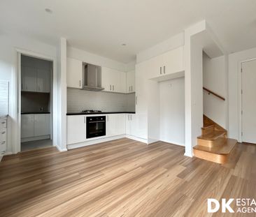 Brand New 3 Bedroom Townhouse - Photo 3