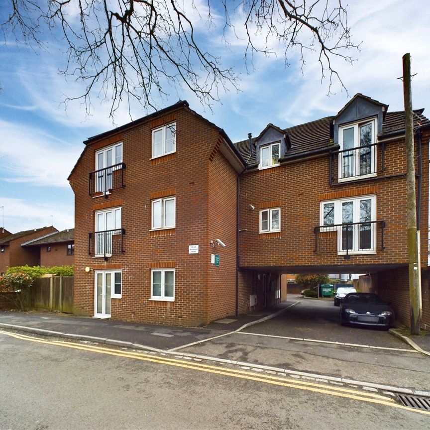 Norwood Road, Reading Norwood Road, Reading - Photo 2