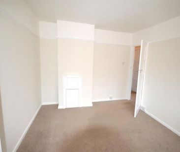 3 Bedroom Semi Detached To Let - Photo 3