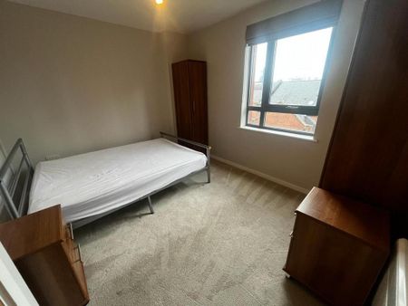 2 bedroom flat to rent - Photo 5