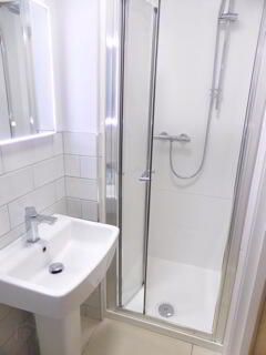 Unit 2, 6 F2 EGLANTINE PLACE, Available 1 September, Belfast, BT9 6EY - Photo 5