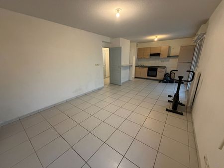 Location appartement 2 pièces, 48.77m², Nîmes - Photo 2