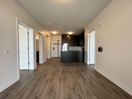 For Lease - 95 Dundas Street Unit# 204, Oakville, Ontario - Photo 2