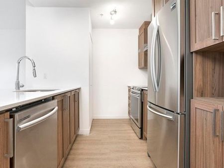 9801 Rue Cérès - Photo 2