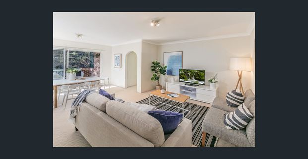 Modern apartment in a fantastic location! - Photo 1