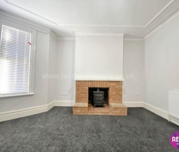 Hainault Avenue, Westcliff On Sea - Photo 1