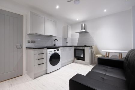 1 bedroom flat to rent - Photo 5