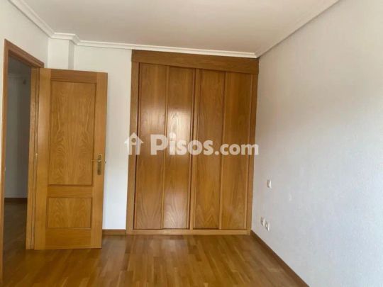Piso en alquiler en Calle de los Donantes de Sangre - Photo 1