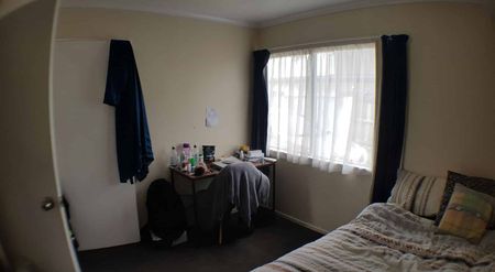 Spacious 4BR Hamilton East Haven - Photo 4