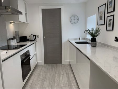 Eden Place, Stockport, SK8 - Photo 3