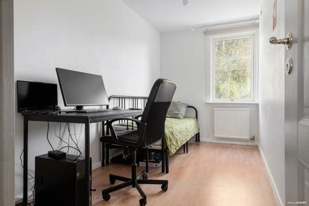 Grytstigen, Tumba - Foto 3