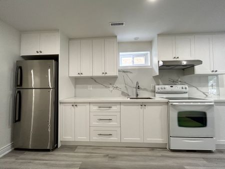 For Lease - 78 Parkdene Court, Toronto, Ontario - Photo 4