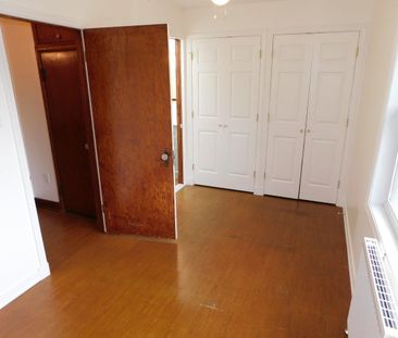 FOR RENT – 2 Graham Street, Dartmouth, Nova Scotia - Photo 4