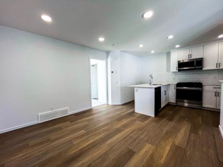 Special Incentive. New Garden Suite Living In The Orchards | Pet Friendly & Private - Photo 3