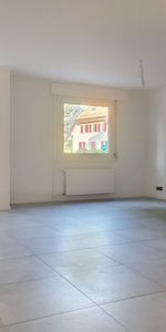 Appartement de 2.5 pièces au rez-de-chaussée - Photo 4