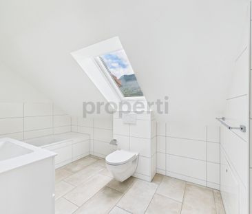 Grosszügige 3.5-Zimmer-Dachwohnung in Günsberg moderner Wohnkomfort... - Photo 4